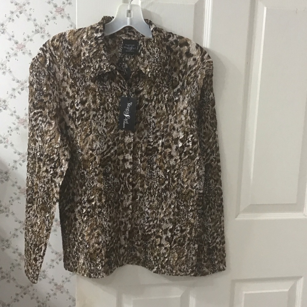 Magic Scarf Leopard Magic Crush Style Long Sleeve Wrinkle Free One Size Fit NWT.